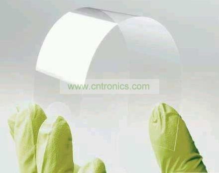 將Willow Glass彎曲。