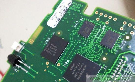 拆萬用表中的的&ldquo;蘋果&rdquo; Fluke 287