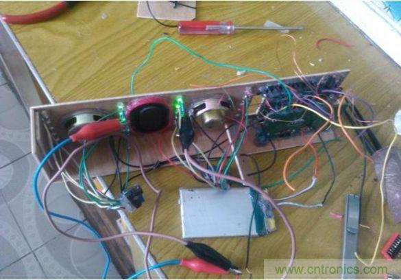 組裝，調試，安裝吸音棉