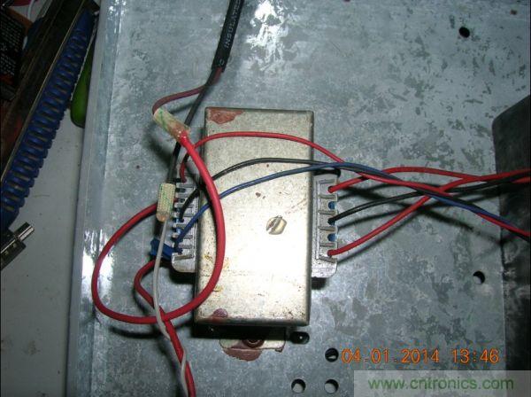 巧奪天工!大神利用山寨功放為高性價比逆變器"穿新衣"