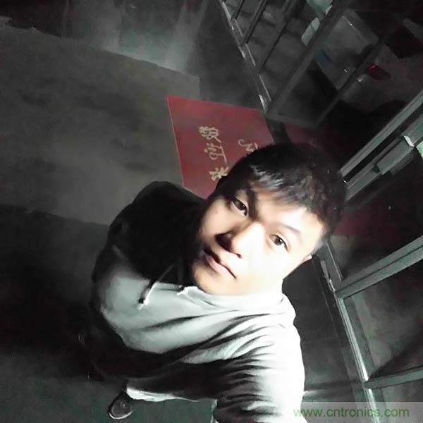 業界良心 LG V10 評測:剛毅、冷峻，不失人性化