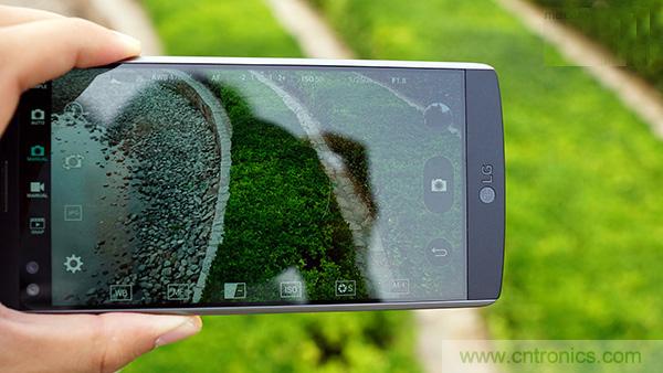 業界良心 LG V10 評測:剛毅、冷峻，不失人性化