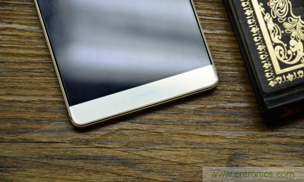 新旗艦Mate 8全評測：橫空出世！能否延續(xù)一機難求？