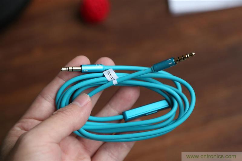 頭條哥的夢(mèng)想之作！FIIL耳機(jī)能讓汪峰上頭條否？