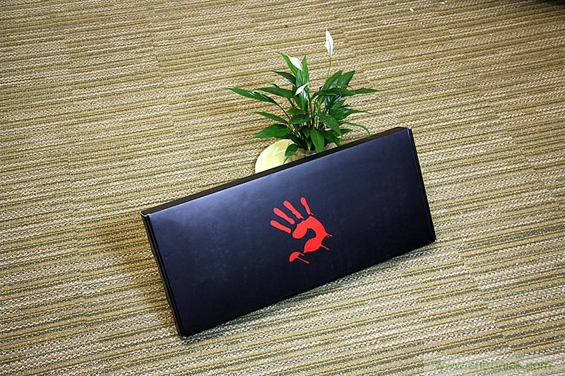 曾經的網吧統治者&mdash;雙飛燕血手幽靈機械鍵盤，真世界最快？