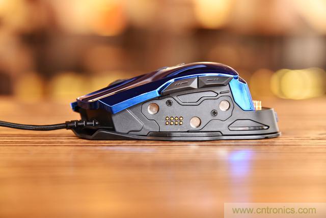 左手寫愛，右手寫他&mdash;&mdash;從此鍵盤鼠標不分家！