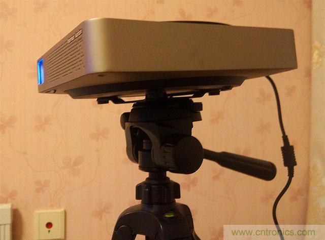 無屏電視時代已然來臨，客廳你做好準備了嗎？