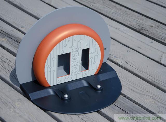 智能導(dǎo)航掃地機(jī)器人，以內(nèi)更靠譜！