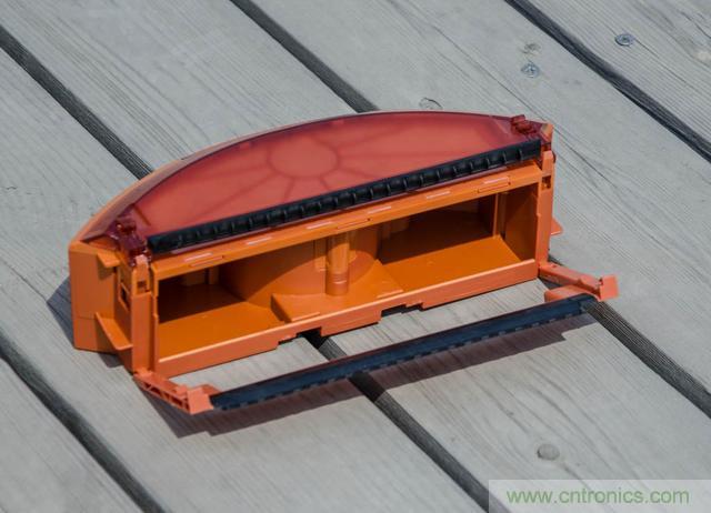 智能導(dǎo)航掃地機(jī)器人，以內(nèi)更靠譜！