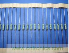 怎樣區分普通電阻和保險電阻？